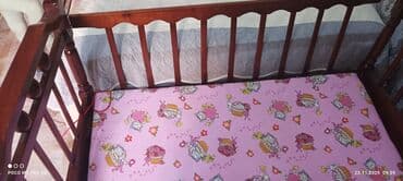 qaymaq ciceyi: Oğlan və qız üçün, Dördbucaq, Beşik, Dəstsiz, Matras ilə, Yellənmə mexanizmsiz — 2