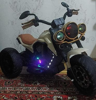 Uşaq üçün elektrik maşınları: Motocikl satilir Qiymet 150 man 1 aydir alinib.Sadece usaq surmedi — 1