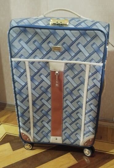 Maskalar, eynəklər: Səhifədə olan digər elanları görmək üçün İlahə adının üzərindən sıxın❗ — 2