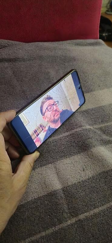 Huawei rəng - Mavi, Qırıq