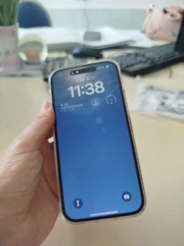 куплю бу холодильник: IPhone 15, 128 ГБ, Розовый, Face ID — 3
