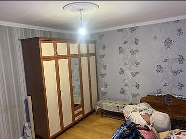 qara qarayev m: Ev Masazirda 6 nömrəli məktəbin yaxinliqinda yerləşir.Ayri girişi olan — 3