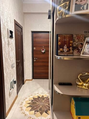 nefcilerde kiraye: Bileceri Kristal Abseronda 17/2 mertebesınde radnoy1 otaqlı menzil — 5