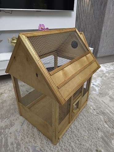 qaz şəkili: Taxta qəfəs/volyer – dekorativ ev şəklində - Material: təbii taxta — 4