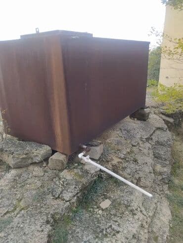 su kranları: Metal su/yanacaq çəni - Material: qalın divarlı polad - Forma — 3