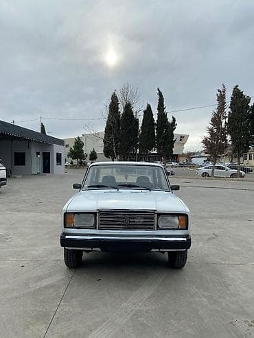 07 satılır: VAZ (LADA) 2107: 1.6 l | 2006 il 80000 km Sedan — 1