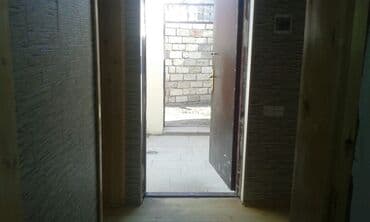 binədə ev: Binəqədi qəs. 2 otaqlı, 72 kv. m, Orta təmir — 2