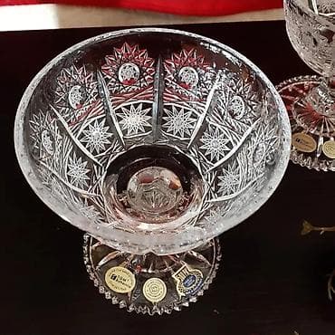 ag qapilar: Tom 2 eded murebbe qabilar
cutu 105 azn — 2