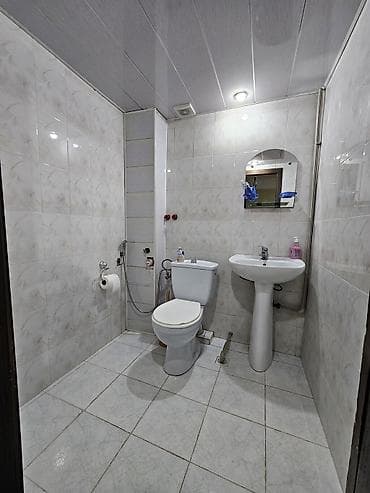 otag: 8-ci kilometr, 4 otaqlı, Yeni tikili, m. Xalqlar Dostluğu, 131 kv. m — 9