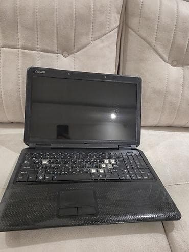 kablosuz wifi modem: ASUS noutbuk - Korpus: qara rəng, karbon naxışlı üst panel və iç — 2