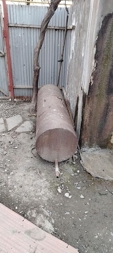 suvarma borusu: Bak, Metal, 1000 l l, İşlənmiş — 2