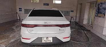 diffuser satisi: Arenda BYD Qin Plus DM-i sedan - Kuzov: ağ rəng, aerodinamik fastback — 9