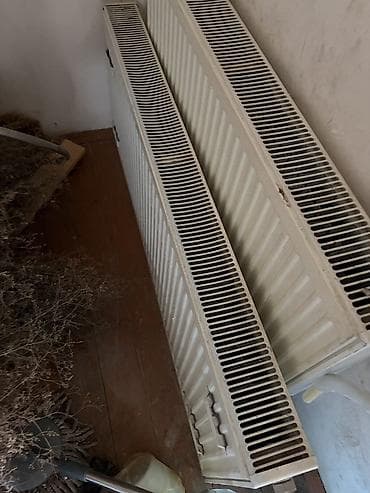 divar ici unitaz: Radiatorlar var işləmiş.4 ədəddir
Uzunluqu 1m 20sm
Hündürlüyü 50 sm — 1