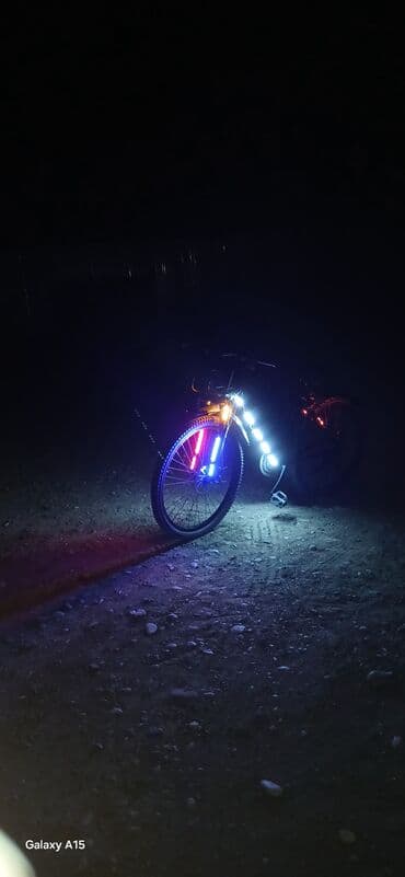 velosipedlər 26 liq: LED işıqlı velosiped – gecə sürüşləri üçün tam təchizatlı - Çərçivə — 10