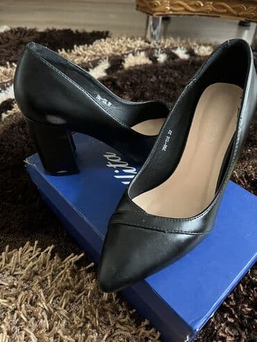 bot ayaqqabı: 2ci əl — 2