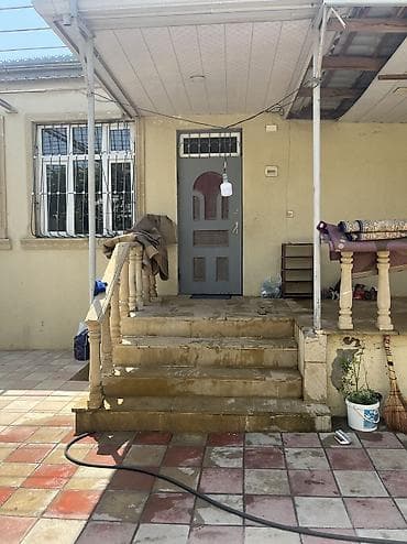ev: Suraxani rayonu dede qorqud qesebesinde 5otaqin uc otaqi kiraye — 2
