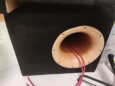 Avtoakustika komplekti – subwoofer + 4 ədəd mid-woofer - Subwoofer — 3