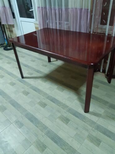 Qonaq masası, Açılmayan, Taxta, Dördbucaq masa