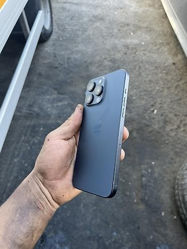 iphone pro max: IPhone 15 Pro Max, Göy — 2