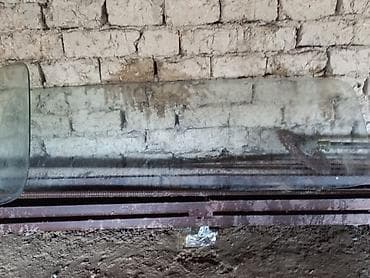 opel ehtiyat hisseleri: GAZ21 VOLGA ÖN VE ARXA ŞUŞE — 1