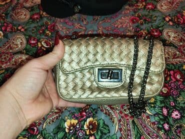 polo canta: Qızılı rəngli mini çiyin çantası - Material: toxuma effektli — 3