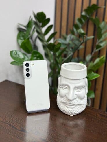 samsung galaxy s8 ekrani: Samsung Galaxy S22 — 1