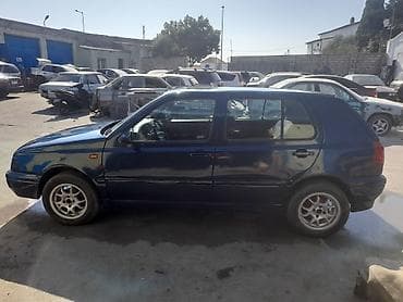 golf masini: Satilir ili93 senedleri qaydasinda mator 1.8 prablemi yoxdu — 4