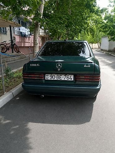 byd 2 ci el: Mercedes-Benz 190: 2 l | 1992 il — 2