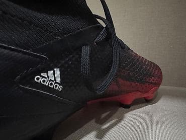 Мужская обувь: Adidas Predator kramponlar 40-41 razmer (40,5) 1 ay istifadə olunub — 2