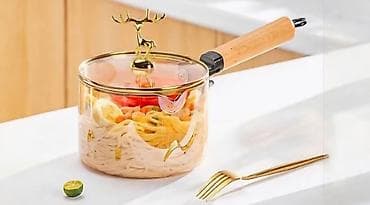 bagima qablar: Şəffaf qazan - qızılı maral qapaqlı. Həcmi 1.8 L. Material — 1