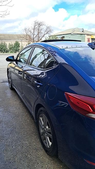 vaz salon: Hyundai Elantra: 2 l | 2016 il Sedan — 6