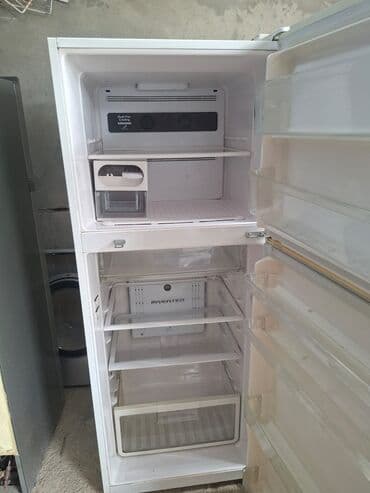 Yemək hazırlamaq üçün texnika: 2 qapılı Hitachi Soyuducu Satılır, rəng - Ağ — 2