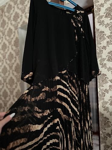 Bershka qadın dəst - Rəng: ağ/ekru - Ölçü: XS (EUR XS / USA XS / MEX — 9