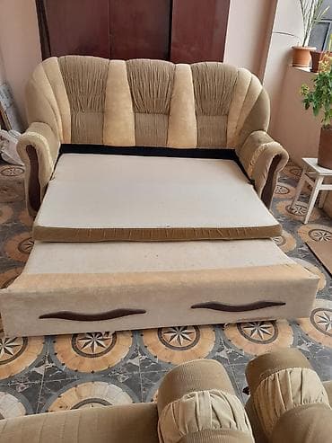 divanlat: Di̇van-kravat, Divan, Açılan — 2