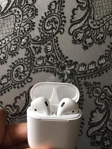 qulaqcı: Apple AirPods (1-ci nəsil) simsiz qulaqcıqlar ancaq mahni qulax asmax — 1