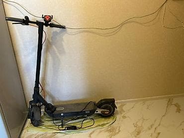 Elektrik skuter – PRO Dual Suspension Xüsusiyyətlər: - Güclü ön və