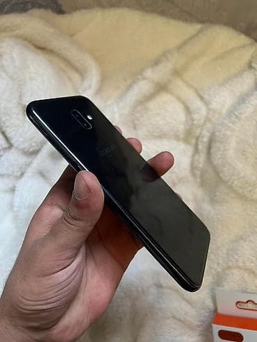 s6 lite: Samsung Galaxy J6 Plus, rəng - Qara, Barmaq izi, Face ID — 5