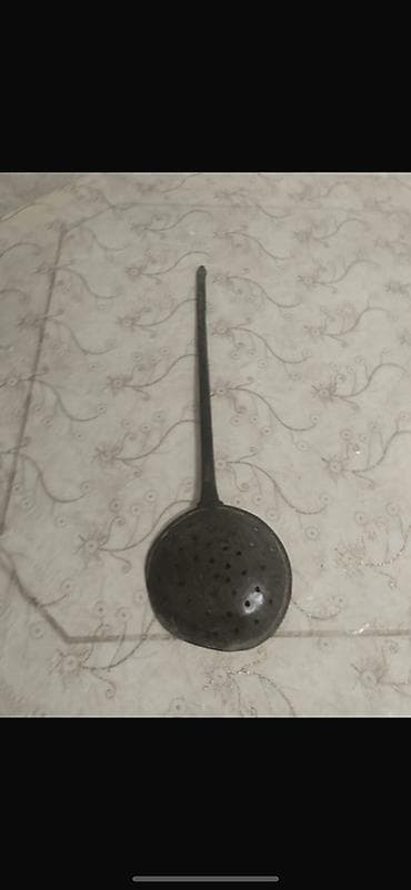 Metaldan hazırlanmış deşikli kepçe (skimmer) - Material: qalın