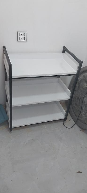 stul ev: Ayaqqabı rəfi, Düz — 1