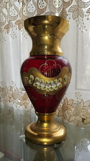 ev gülü: Bir vaza, Bogem şüşəsi — 1