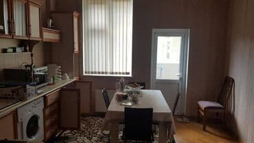 2 otaqlı mənzil vasitəçisiz: Elimlər metrosuna yaxin 9 mertebeli binanın 8-ci mərtəbəsində — 5