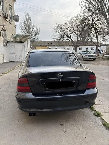 vw 1 9 sdi: Opel Vectra: 2 l | 1996 il 266000 km Sedan — 1