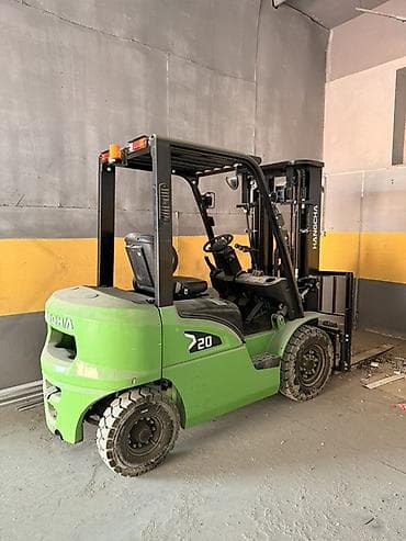 arxa panel: Hangcha 2.0T daxiliyanma mühərrikli forklift - Yükqaldırma sinfi: 2 — 1