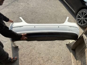 ceşqa buferi: Arxa, Audi A seriyası — 1