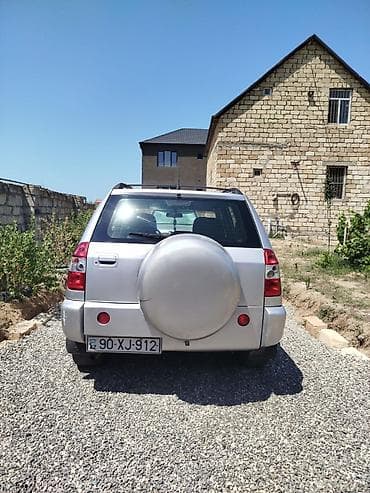 chery fulwin 2: Chery Tiggo (T11) krossover – gümüşü rəng - Kuzov: 5 qapılı SUV, dam — 2