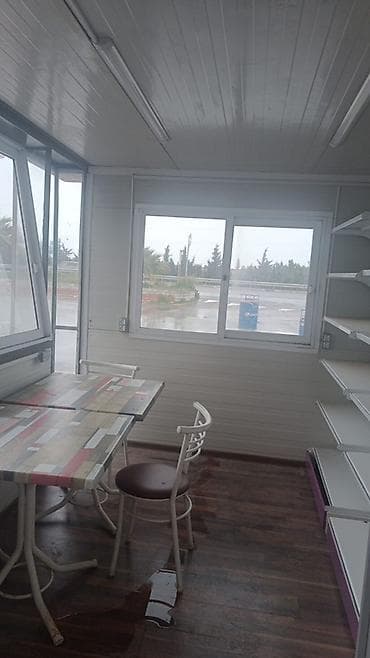 Будки, киоски: Satış üçün mobil ticarət/kiosk pavilyonu - Ölçü: təxmini 3x4 m — 4