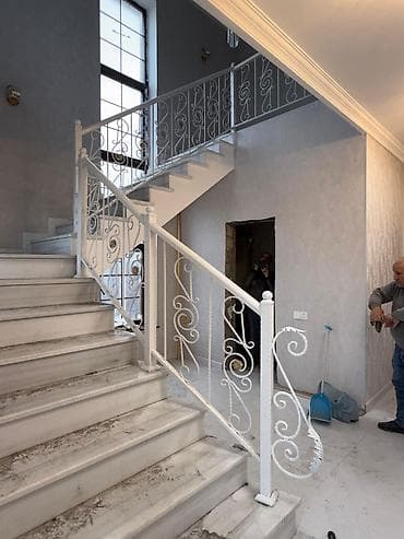 dəmir çən: Dəmir məhəccər – zərif naxışlı, ağ rəngdə - Material: möhkəm — 2