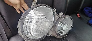 w210 faralari: Sağ, Yaxın və uzaq vuran işıqlar Mercedes-Benz — 2