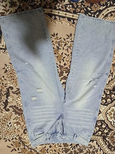 Cinslər: Geniş kəsimli, ekstra-oversize “baggy” cins şalvar - Model — 2