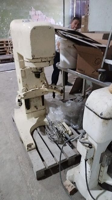 Smak vafli istehsali üçün avadanliqlar satilir Tərkib: - 2 ədəd — 1